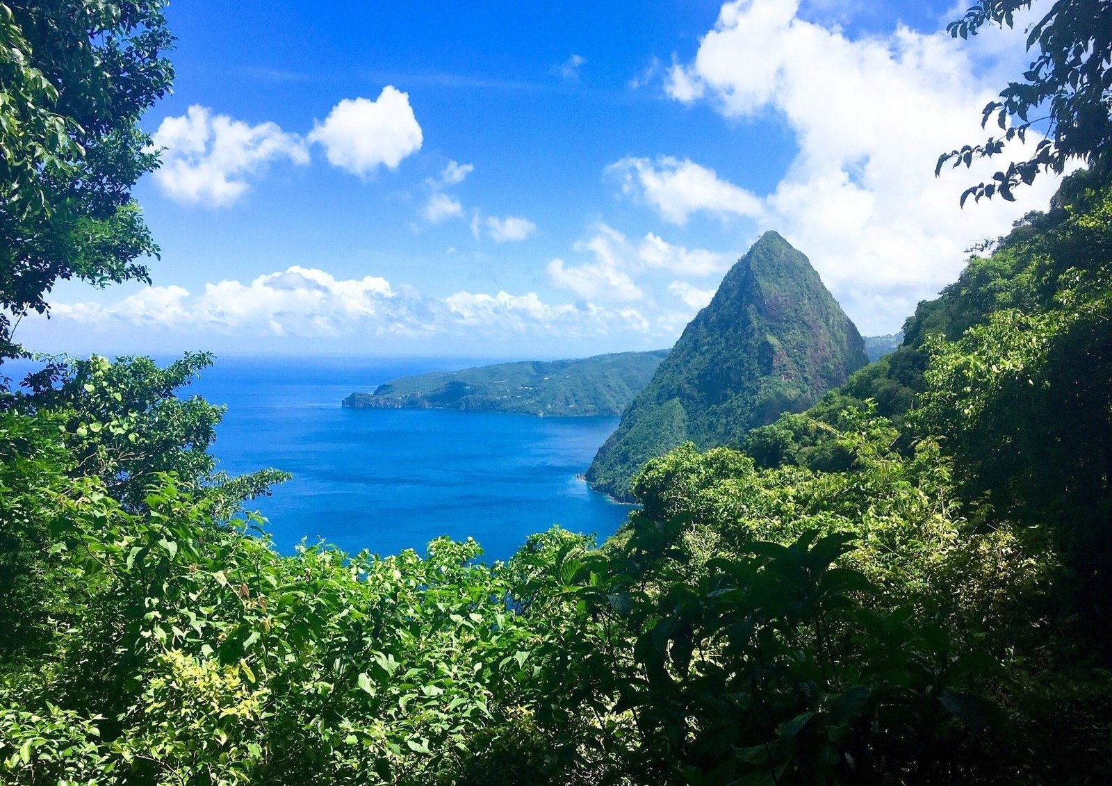 Saint Lucia vista dal mare